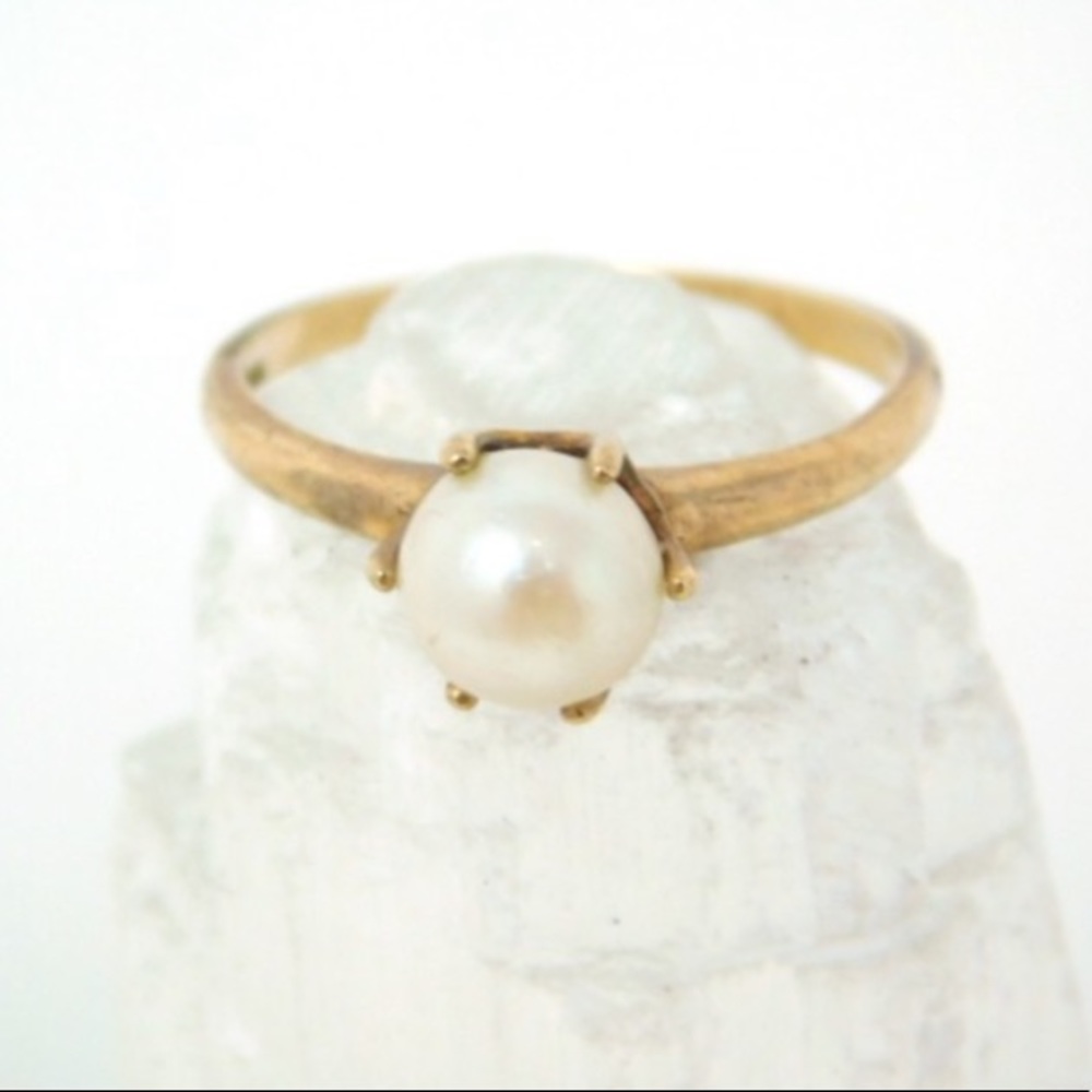 14K gold genuine cultured pearl ring Sz 4.75
